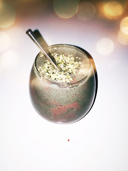 Mandel & Chlorellasmoothie.