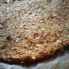 Glutenfri Pandekager - Tynde lækre pandedakager. Let opskrift på pandekager, både til dessert og aftensmad da de er uden sukker. Pandekagerne er også laktosefri