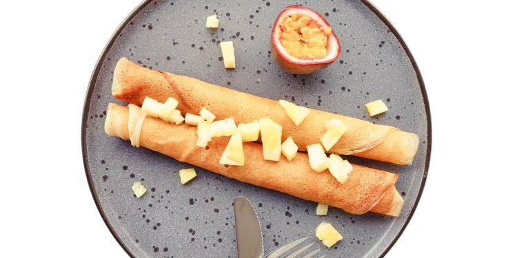 Glutenfri Pandekager - Tynde lækre pandedakager. Let opskrift på pandekager, både til dessert og aftensmad da de er uden sukker. Pandekagerne er også laktosefri