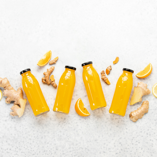 Gurkemeje, ingefær & citron juice.